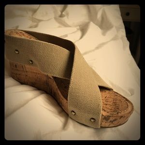 Esprit wedge sandals